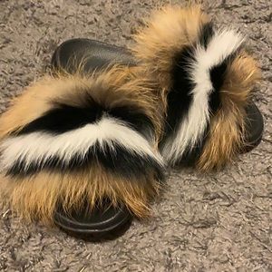Fur slides for sale size 7